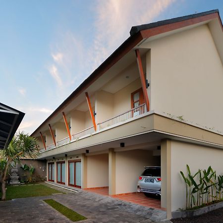 Bed and Breakfast Iconic Bali Living Denpasar Exterior foto